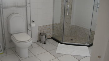Maison Calme Gaborone Luaran gambar