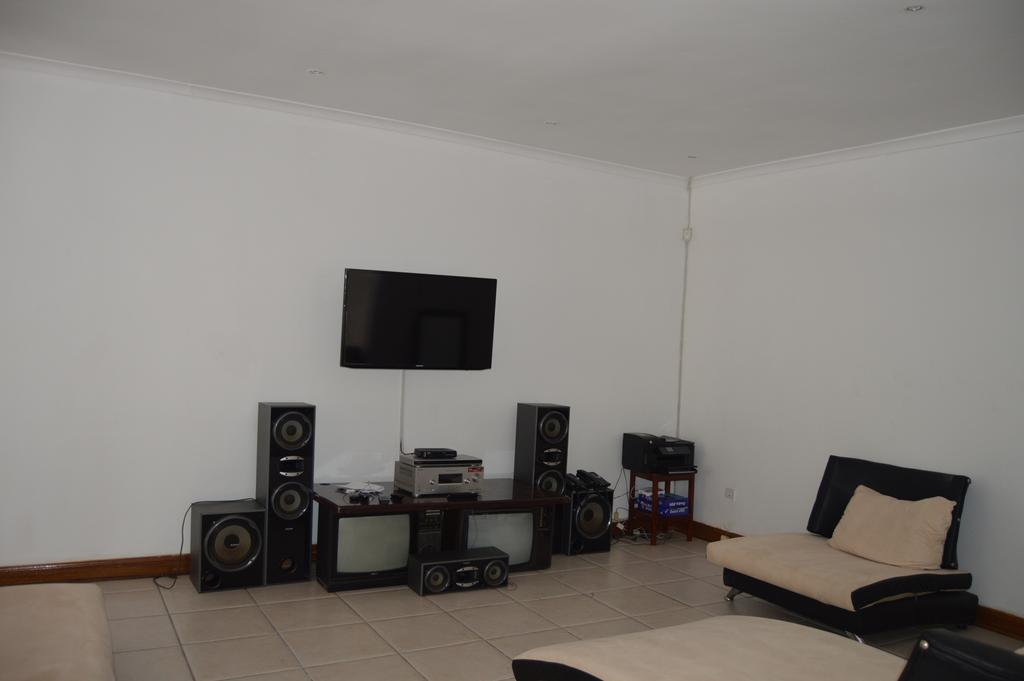 Maison Calme Gaborone Luaran gambar